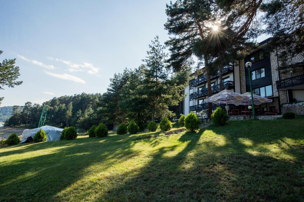 Family Hotel Hebar Батак Екстер'єр фото