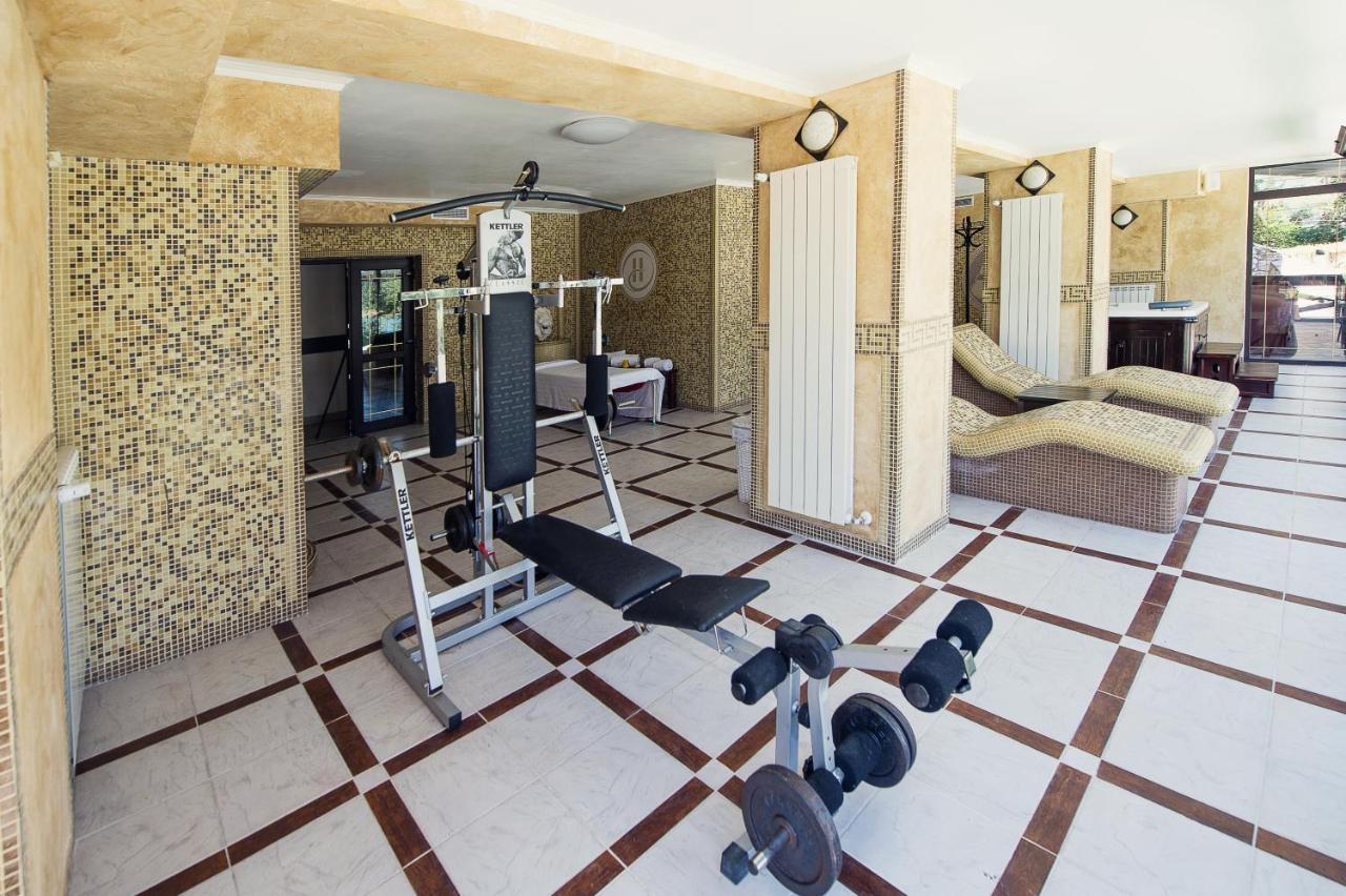 Family Hotel Hebar Батак Екстер'єр фото