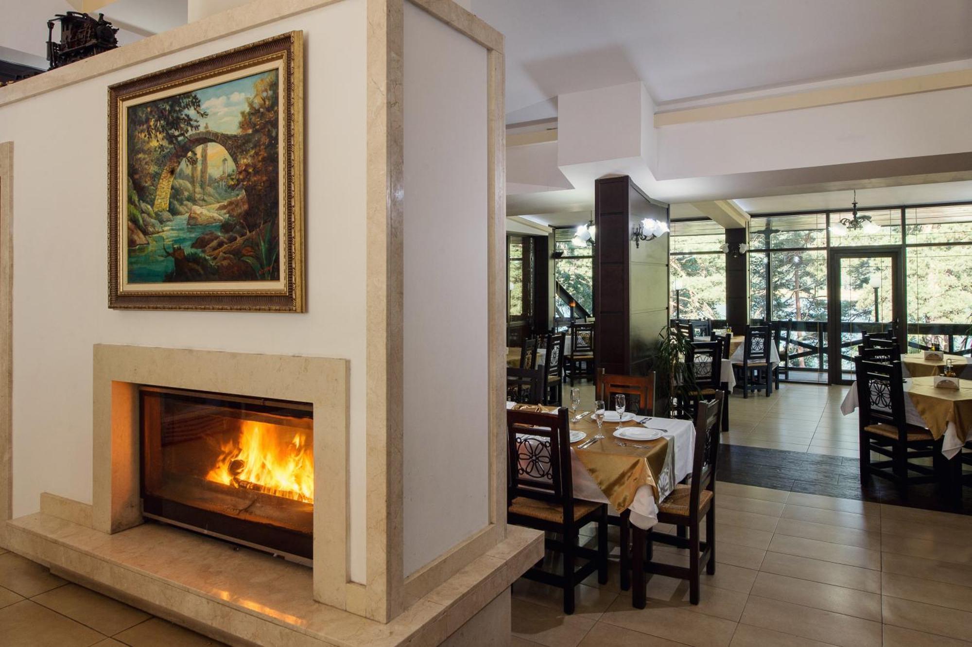 Family Hotel Hebar Батак Екстер'єр фото